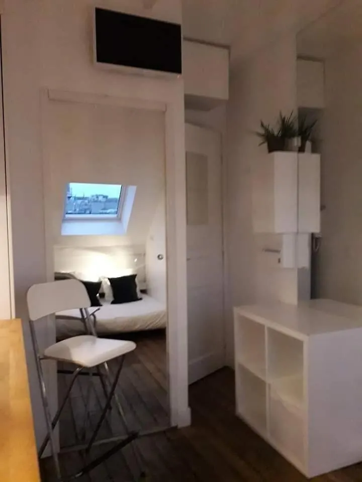 Central Historique Place Maubert Charmant Studio Tout Equipe Climatisation Ascenseur Paris